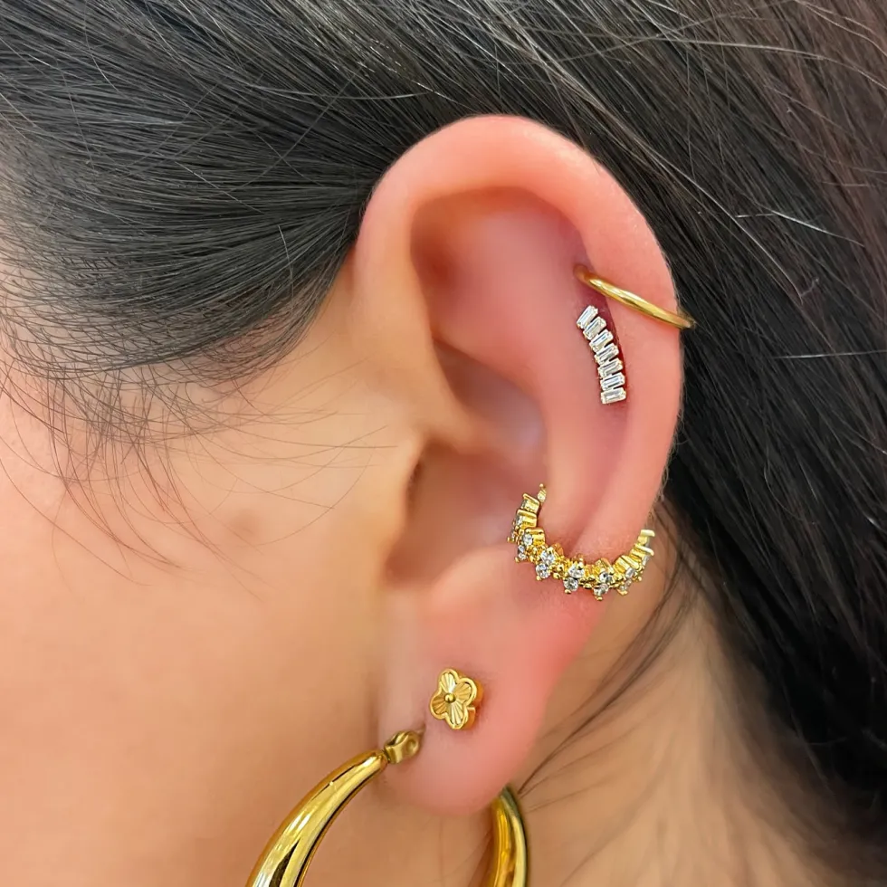 Bow Piercing | Titan