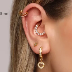 Donna Piercing | Titan