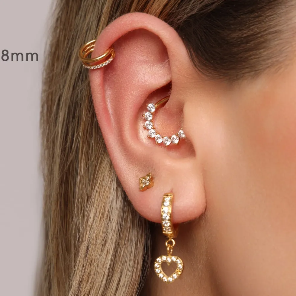 Donna Piercing | Titan