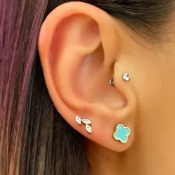 Ice Blue Clover Ohrstecker | 18K vergoldet